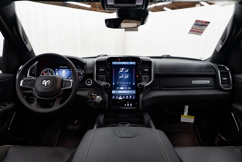 New 2026 RAM 1500 Laramie AWD/4WD image 10