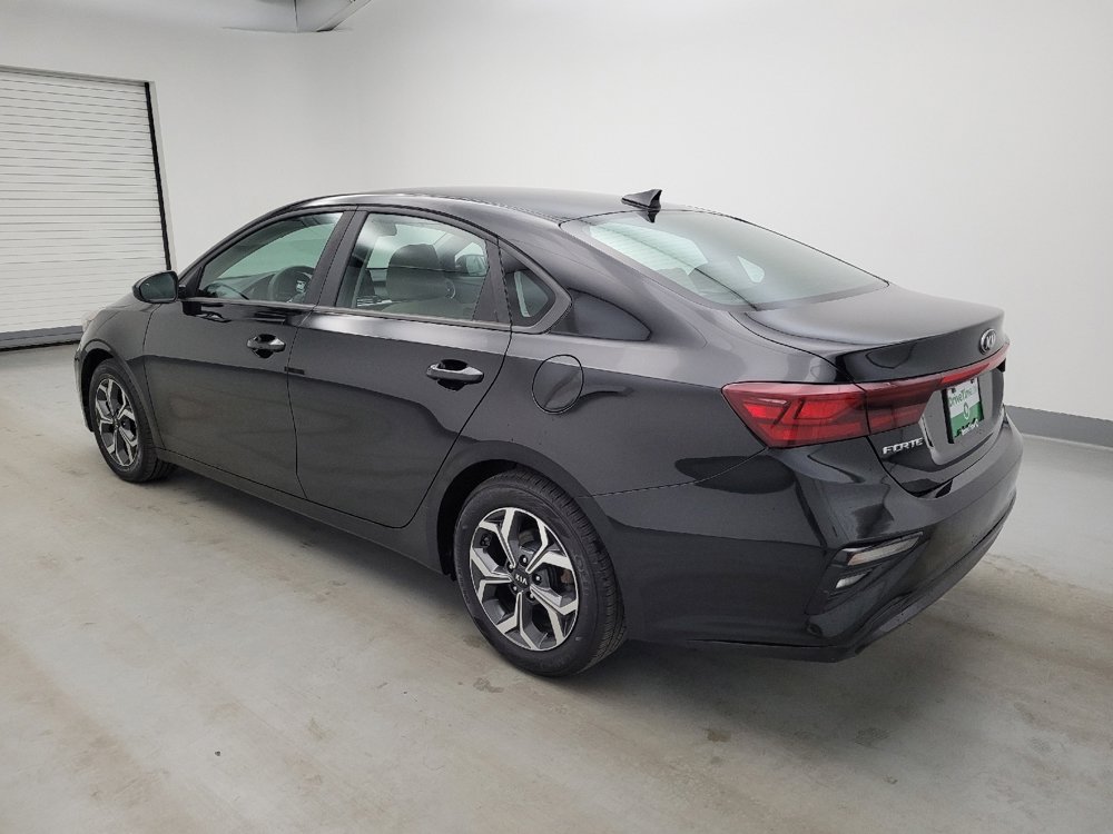 Used 2019 Kia Forte LXS FWD image 3