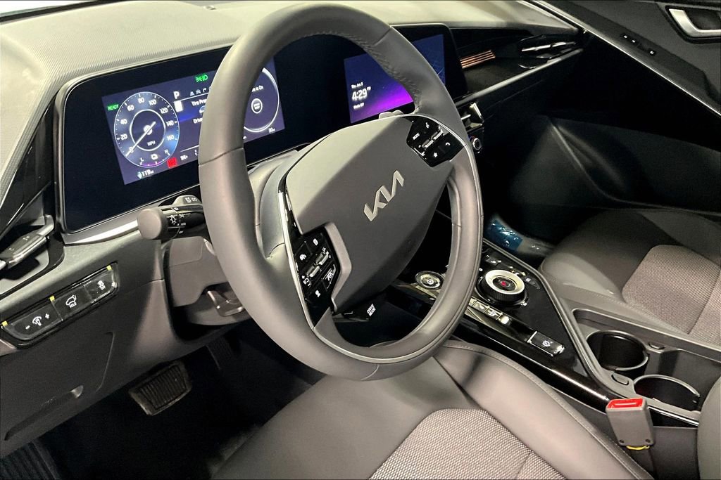 New 2024 Kia Niro Wind w/ Wind Preserve Package image 17