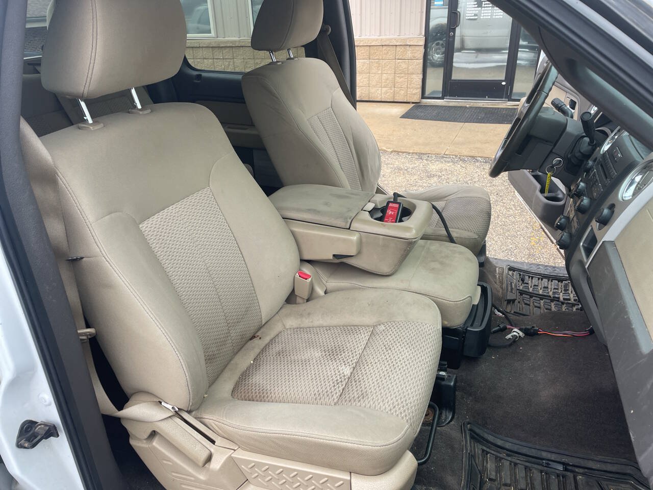 Used 2010 Ford F150 XLT AWD/4WD image 24