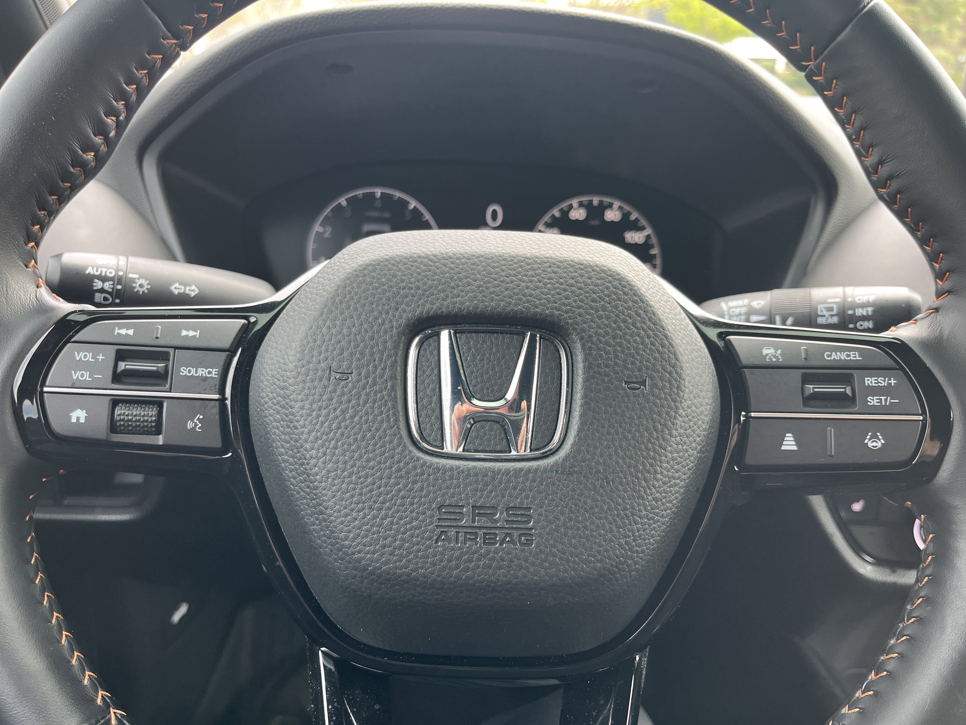 Certified 2025 Honda HR-V Sport image 13