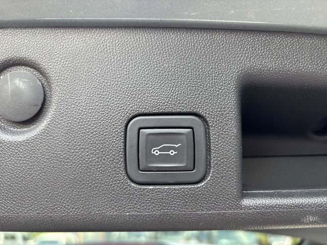 Used 2024 Chevrolet Equinox LT image 9