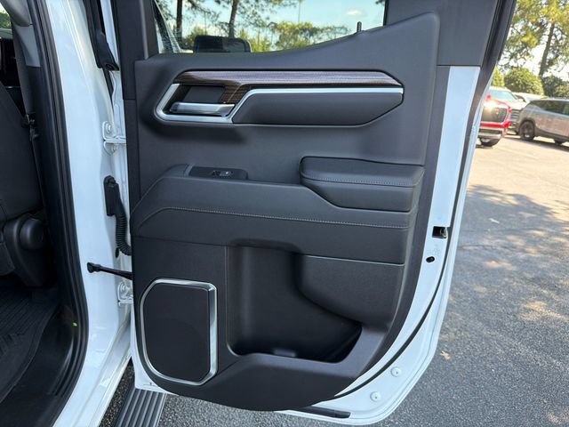 Used 2023 Chevrolet Silverado 1500 RST AWD/4WD image 16