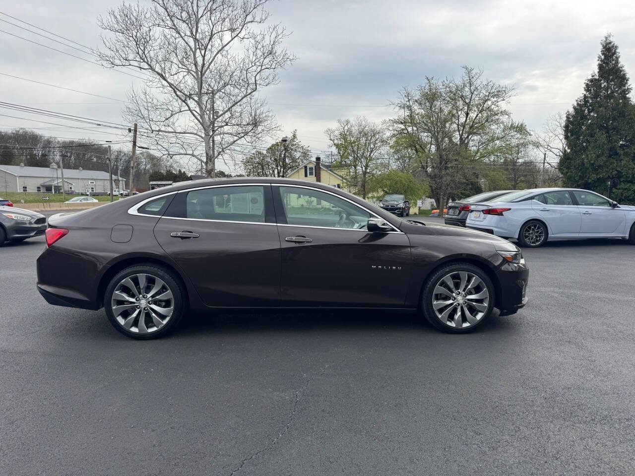 Used 2016 Chevrolet Malibu Premier w/ Driver Confidence Package image 5