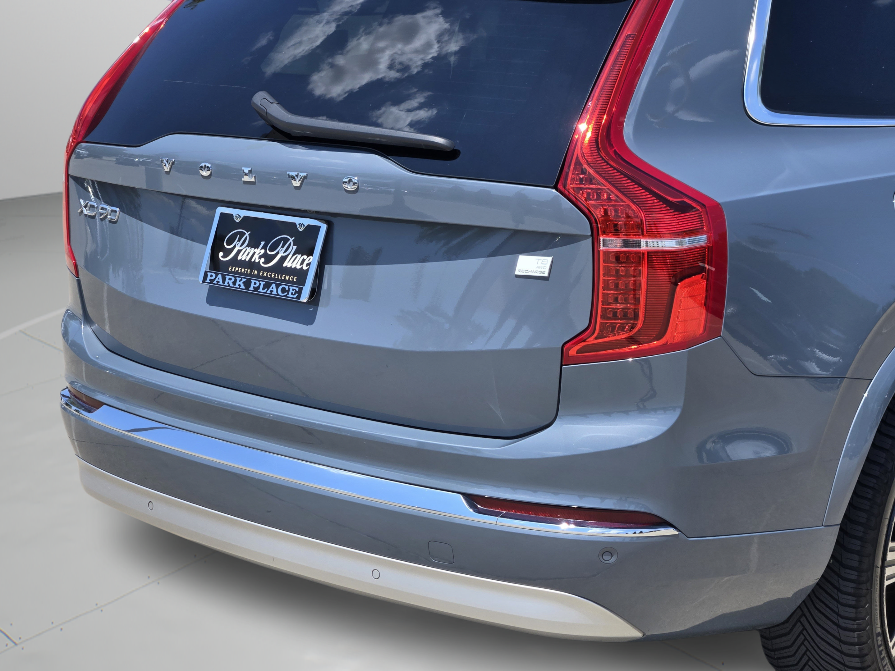 Used 2022 Volvo XC90 T8 Inscription AWD/4WD image 40