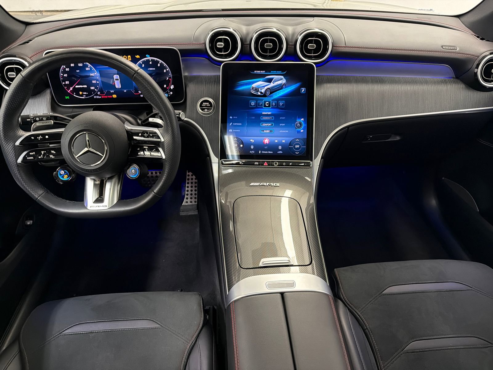 Used 2025 Mercedes-Benz GLC 43 AMG 4MATIC image 22