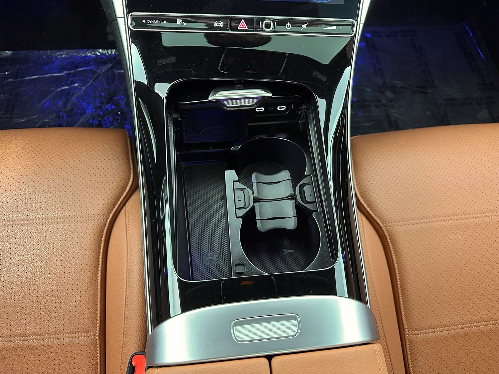 Used 2025 Mercedes-Benz C 300 Sedan image 13
