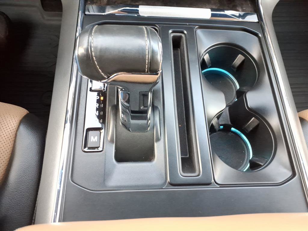 Used 2021 Ford F150 Lariat w/ Max Trailer Tow Package image 15