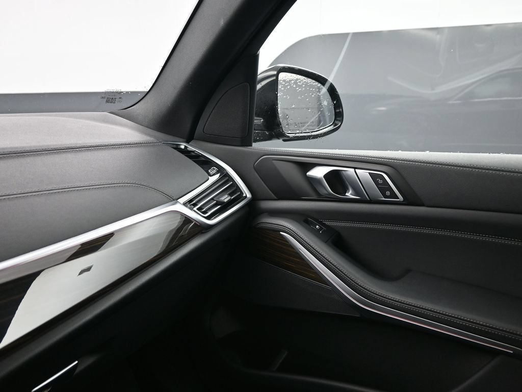 Used 2023 BMW X5 sDrive40i RWD image 11
