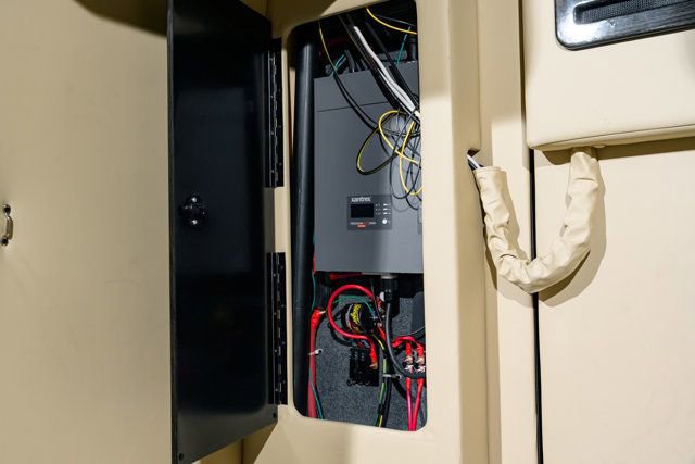 Used 2021 Mercedes-Benz Sprinter 3500 image 35