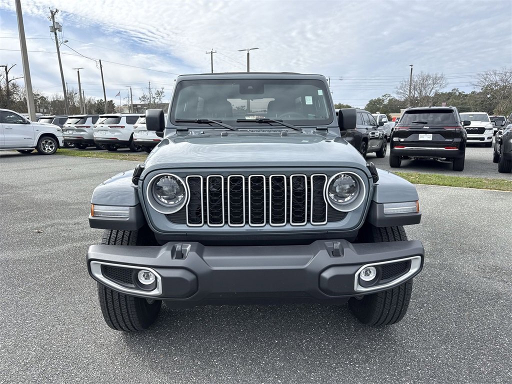 Used 2024 Jeep Wrangler Sahara image 8