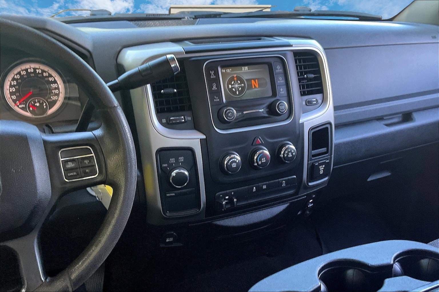 Used 2016 RAM 2500 Outdoorsman image 6