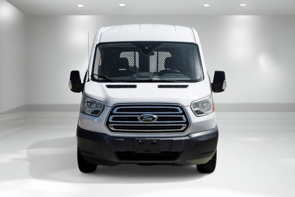 Used 2015 Ford Transit 150 XLT image 4