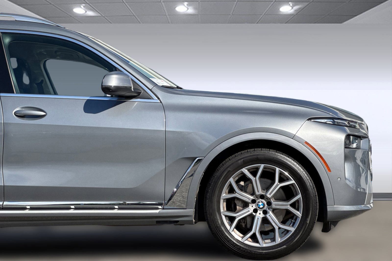 Used 2024 BMW X7 xDrive40i w/ Premium Package image 34