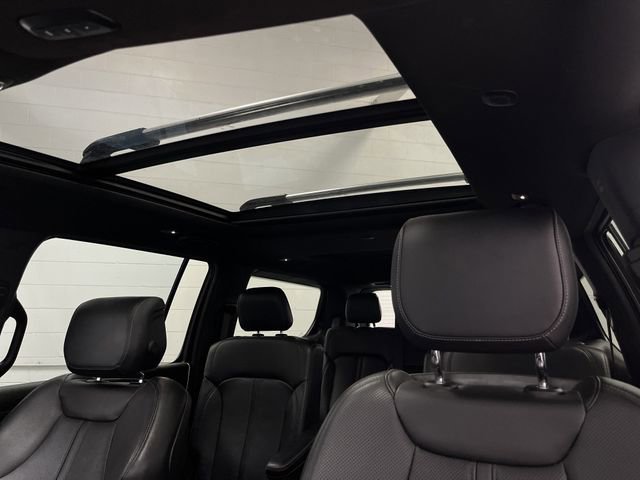 Used 2023 Jeep Wagoneer Series II w/ Premium Group I image 7