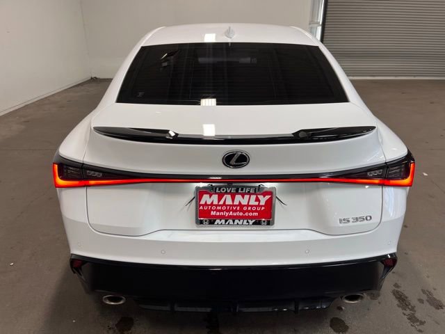 Used 2022 Lexus IS 350 F Sport image 4