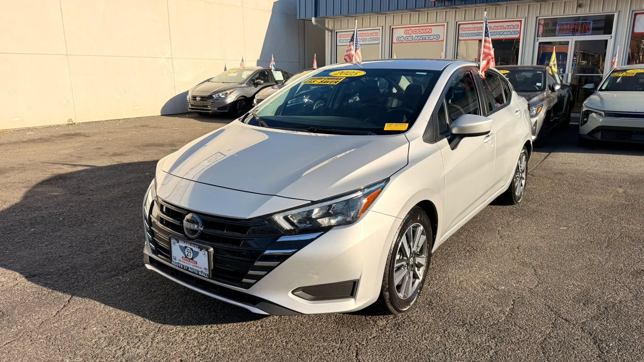 Used 2025 Nissan Versa SV FWD image 4
