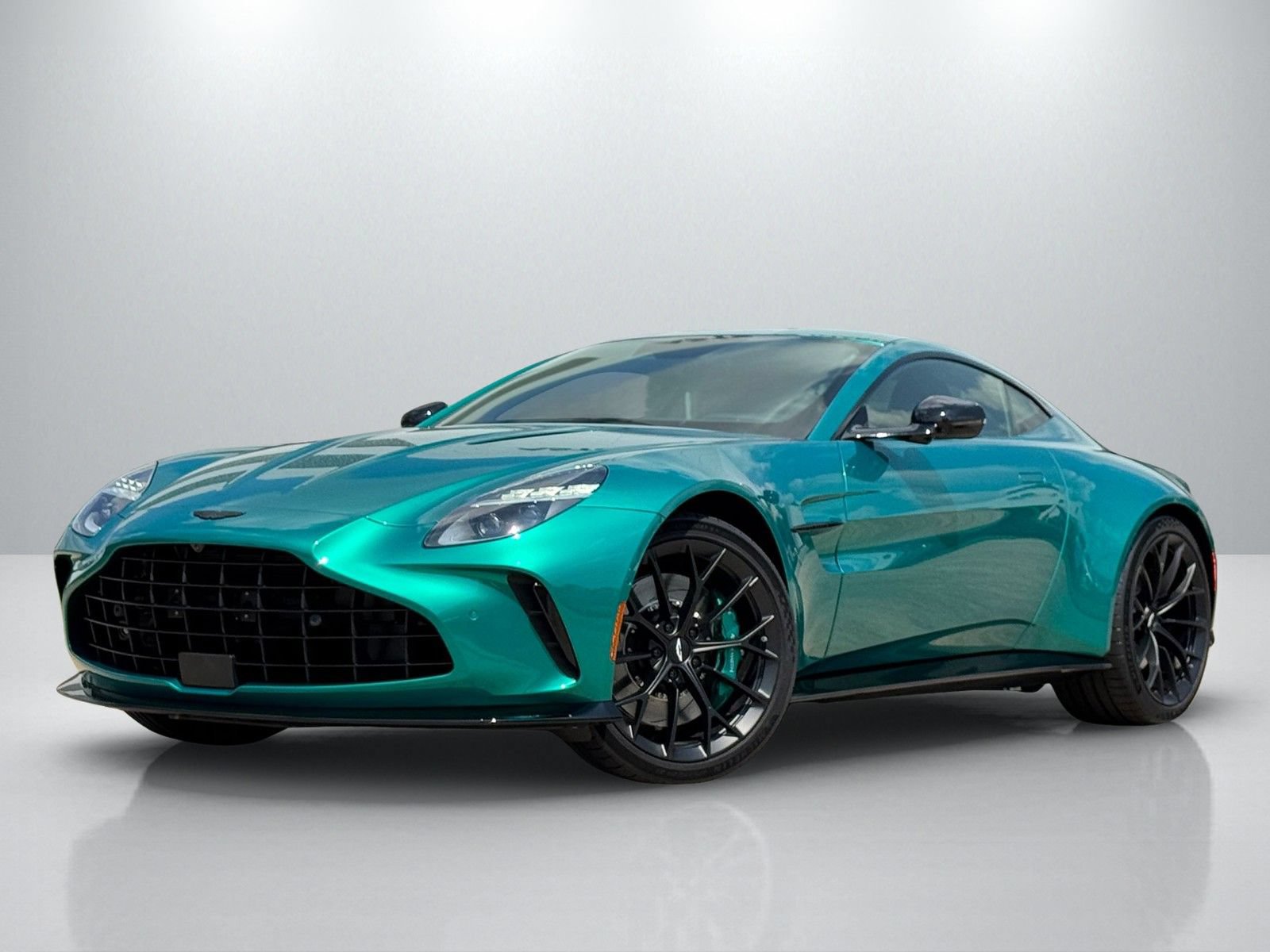New 2026 Aston Martin V8 Vantage Coupe RWD image 7