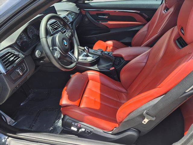 Used 2018 BMW M4 Convertible RWD image 16