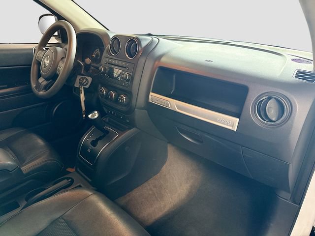 Used 2015 Jeep Compass Sport w/ Power Value Group image 26