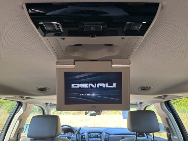 Used 2020 GMC Yukon XL Denali w/ Denali Ultimate Package image 15