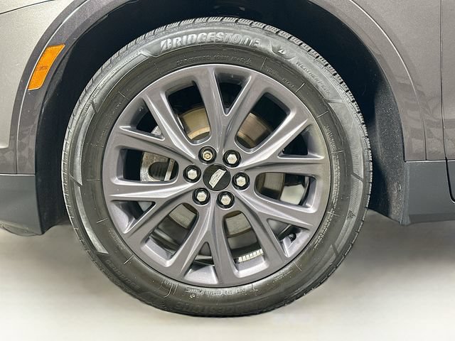 Used 2018 Cadillac XT5 Luxury w/ LPO, Black Ice Package AWD/4WD image 39