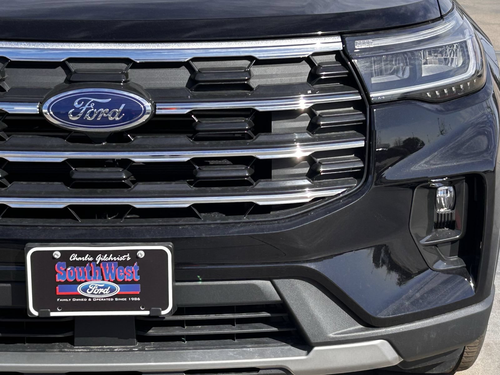 New 2026 Ford Explorer Active w/ Active Comfort Package RWD image 8