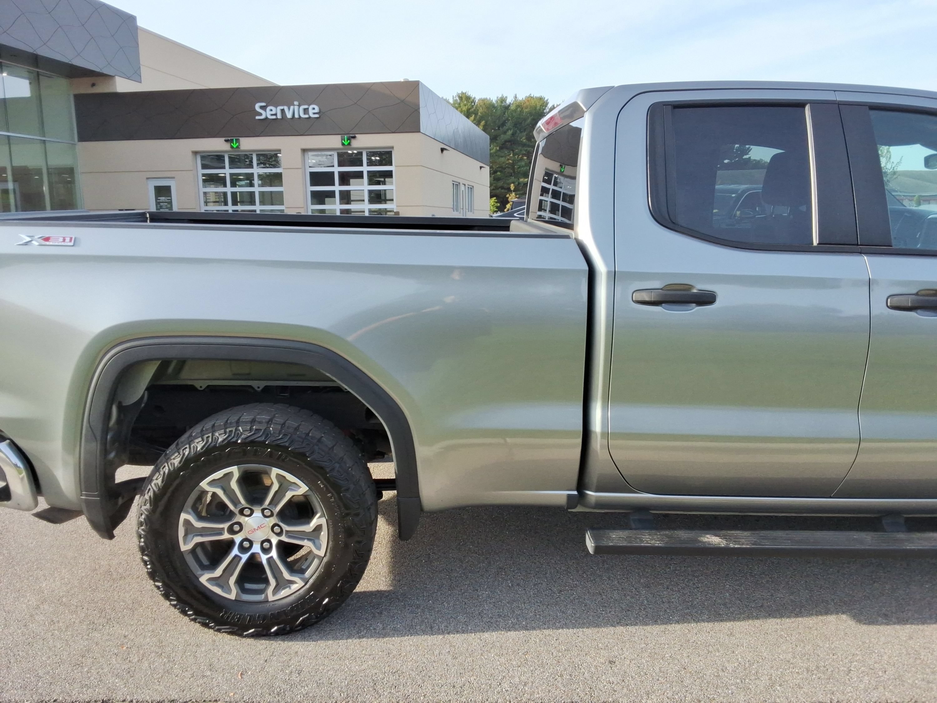 Used 2023 GMC Sierra 1500 Pro w/ Pro Value Package AWD/4WD image 14
