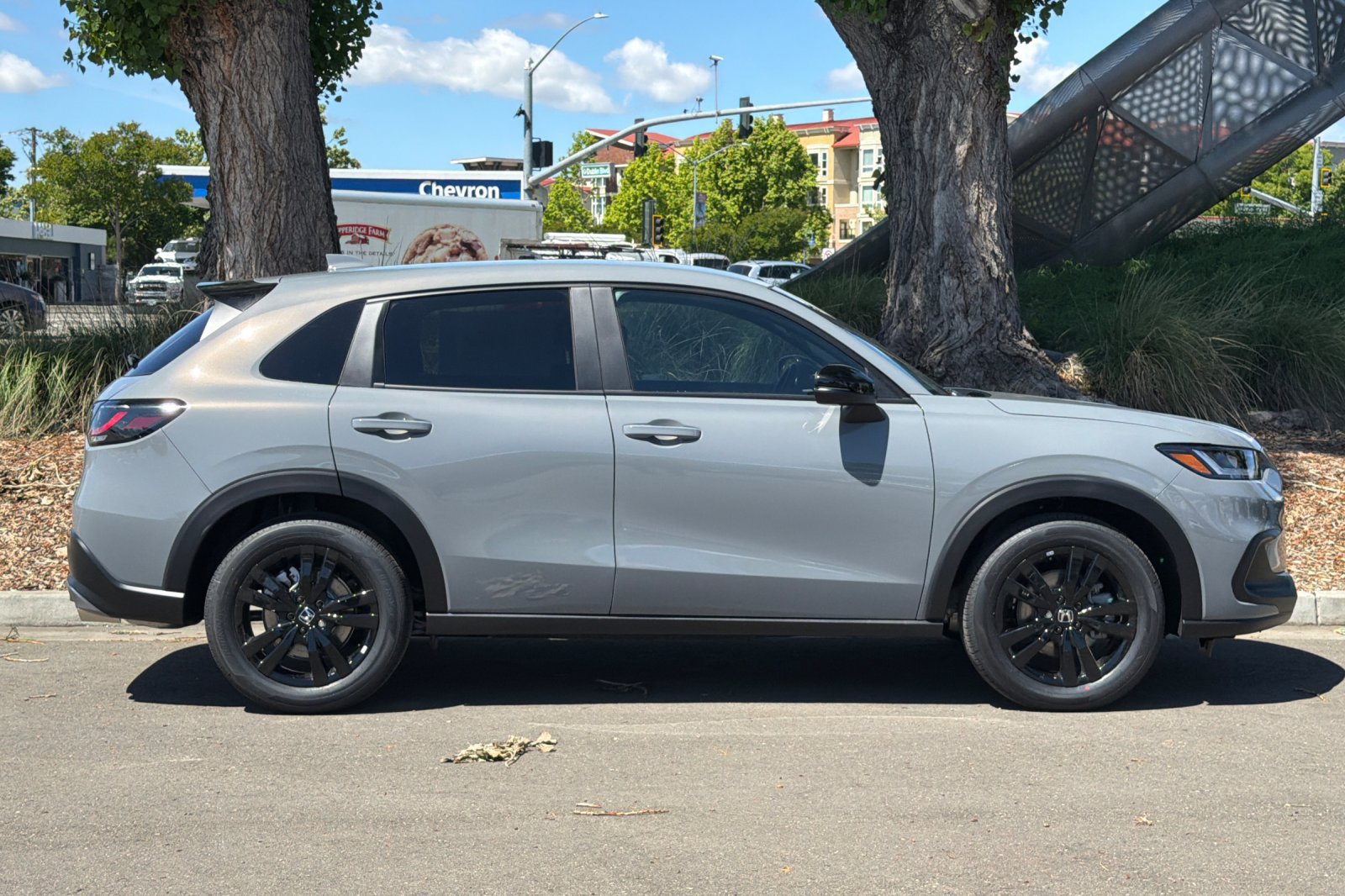 Used 2026 Honda HR-V Sport image 3