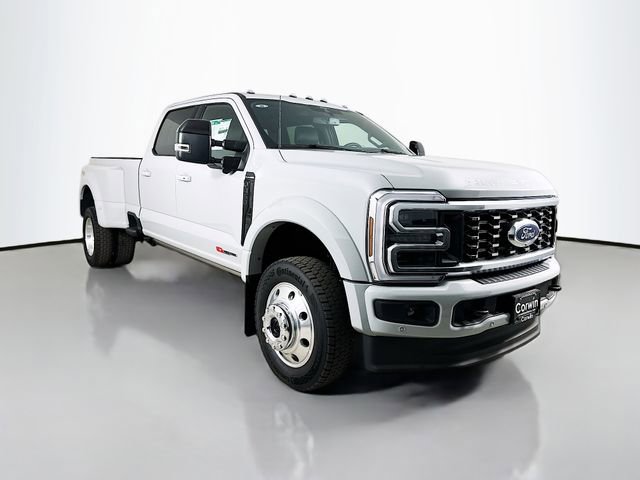 New 2025 Ford F450 Platinum w/ FX4 Off-Road Package