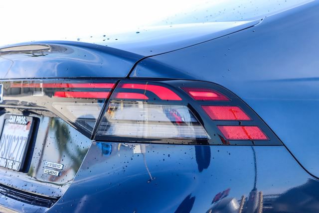 Used 2025 Honda Accord Touring image 9