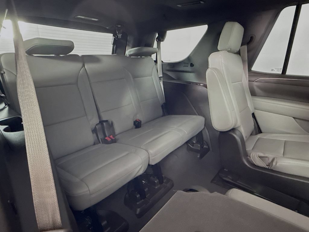 Used 2023 Chevrolet Tahoe LT w/ LT Signature Package AWD/4WD image 28