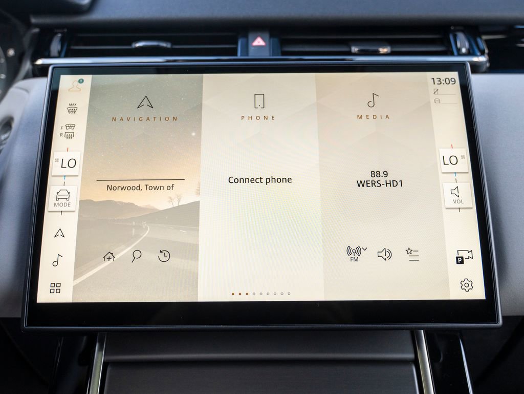 Used 2026 Land Rover Range Rover Velar S image 22