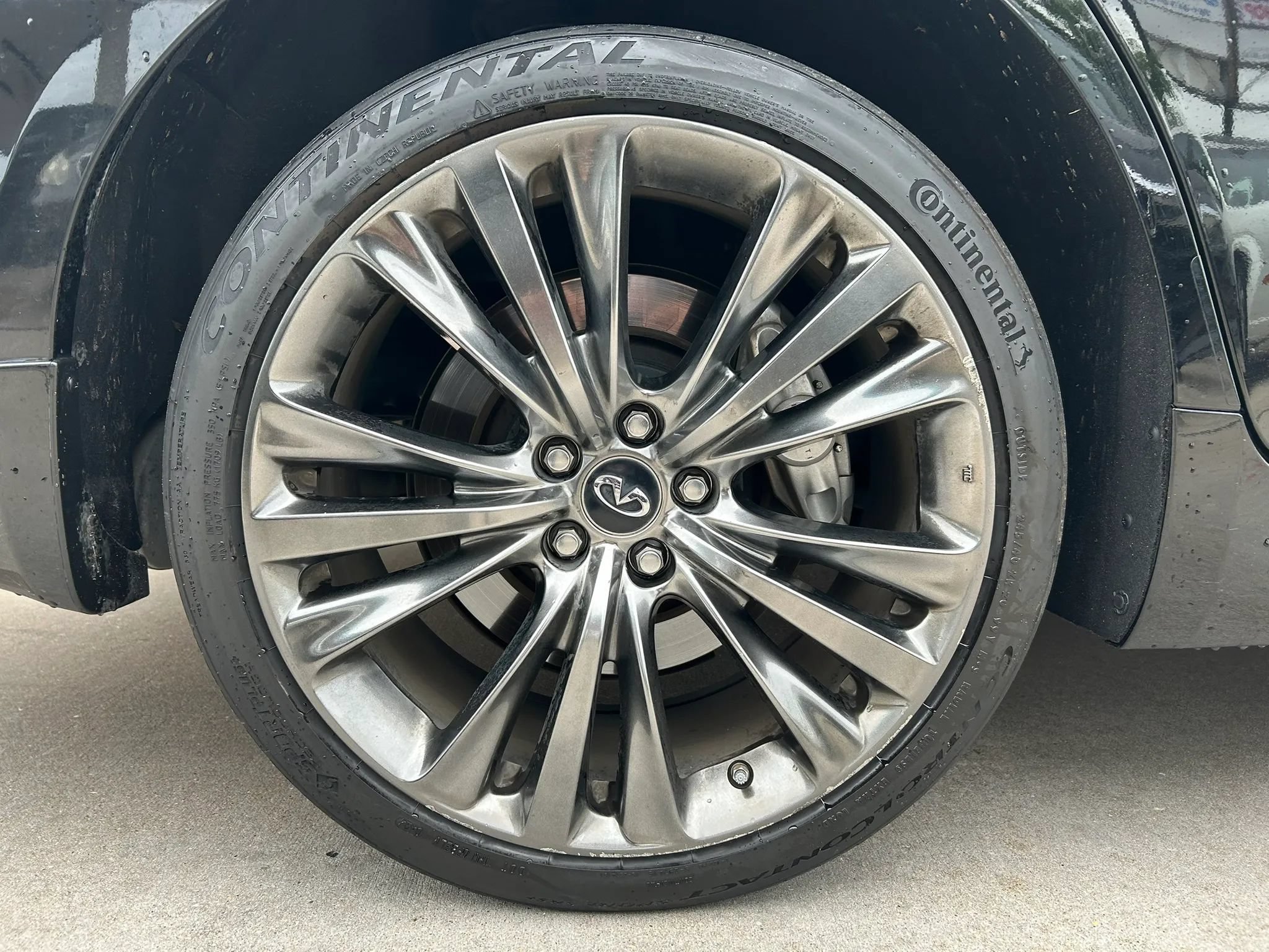 Used 2017 INFINITI Q70 3.7 AWD/4WD image 27