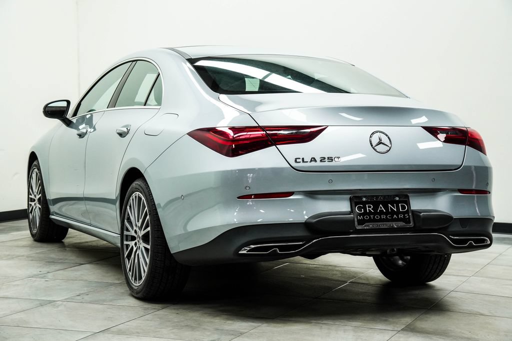 Used 2025 Mercedes-Benz CLA 250 image 12