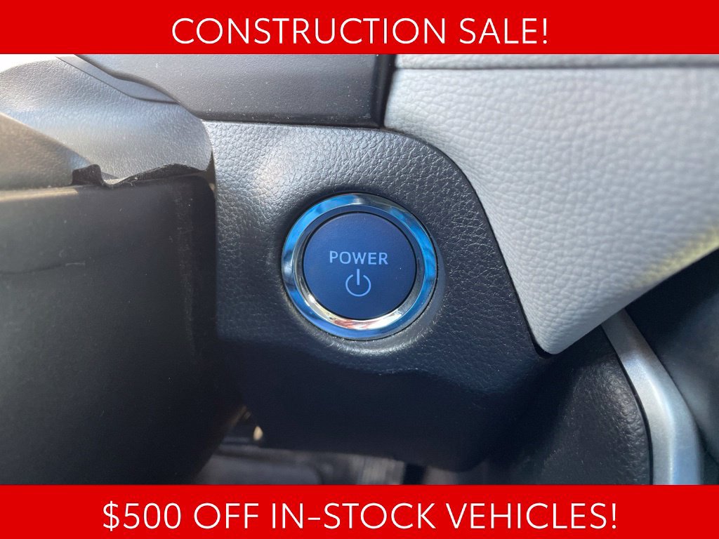Used 2022 Toyota RAV4 XLE Premium AWD/4WD image 24