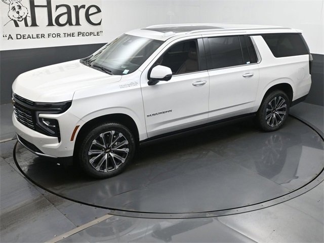 New 2025 Chevrolet Suburban High Country image 23