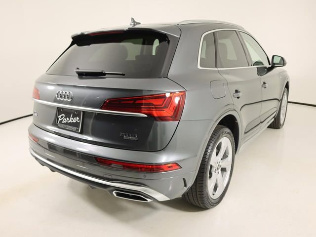 Certified 2025 Audi Q5 2.0T Premium Plus w/ Premium Plus Package image 5