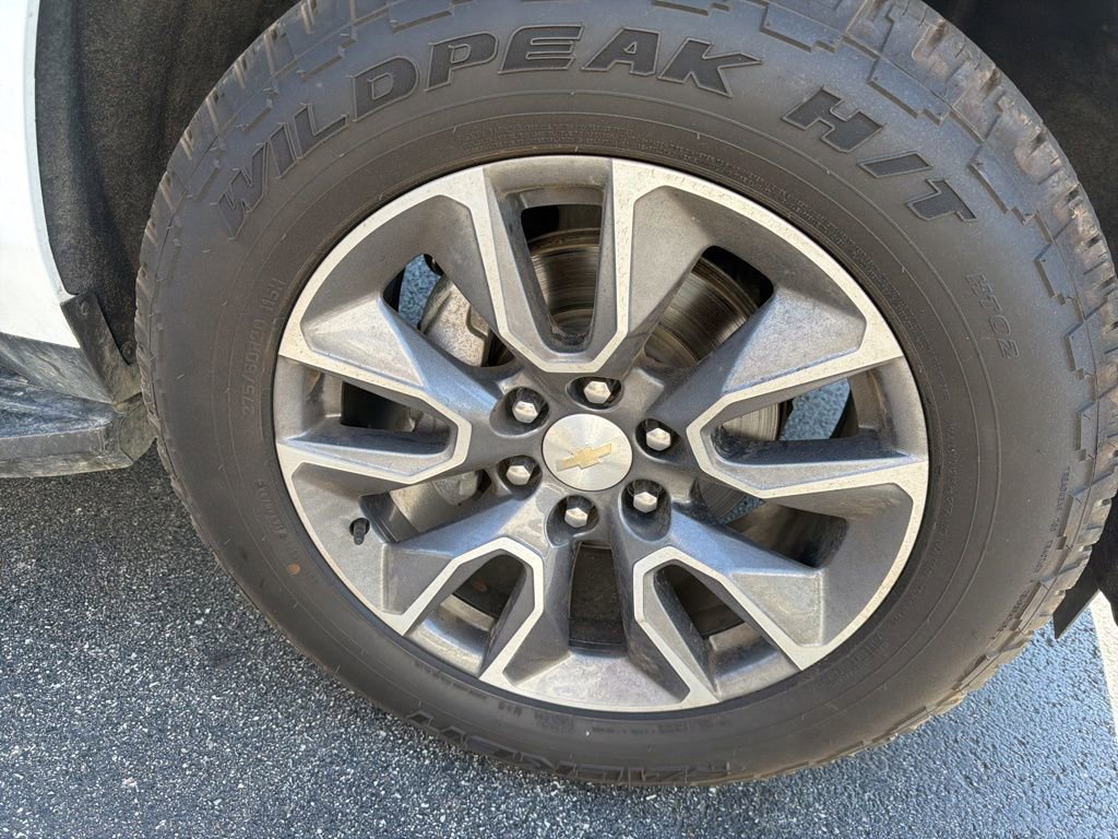 Used 2023 Chevrolet Tahoe LT w/ Luxury Package AWD/4WD image 7