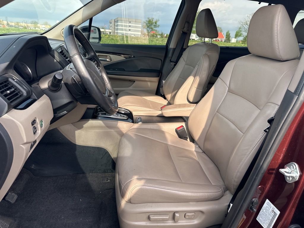 Used 2022 Honda Pilot Touring image 18