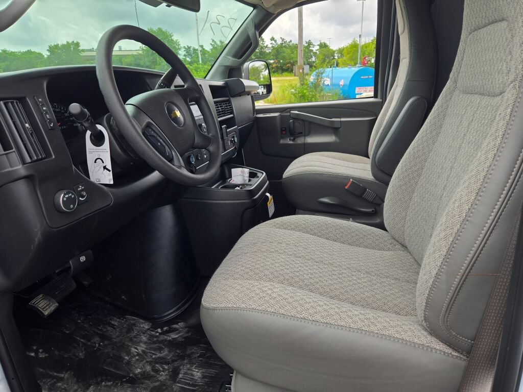 New 2026 Chevrolet Express 2500 Extended w/ Driver Convenience Package RWD image 16
