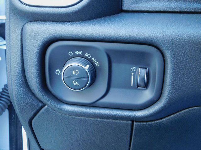 New 2025 RAM 2500 Tradesman image 32