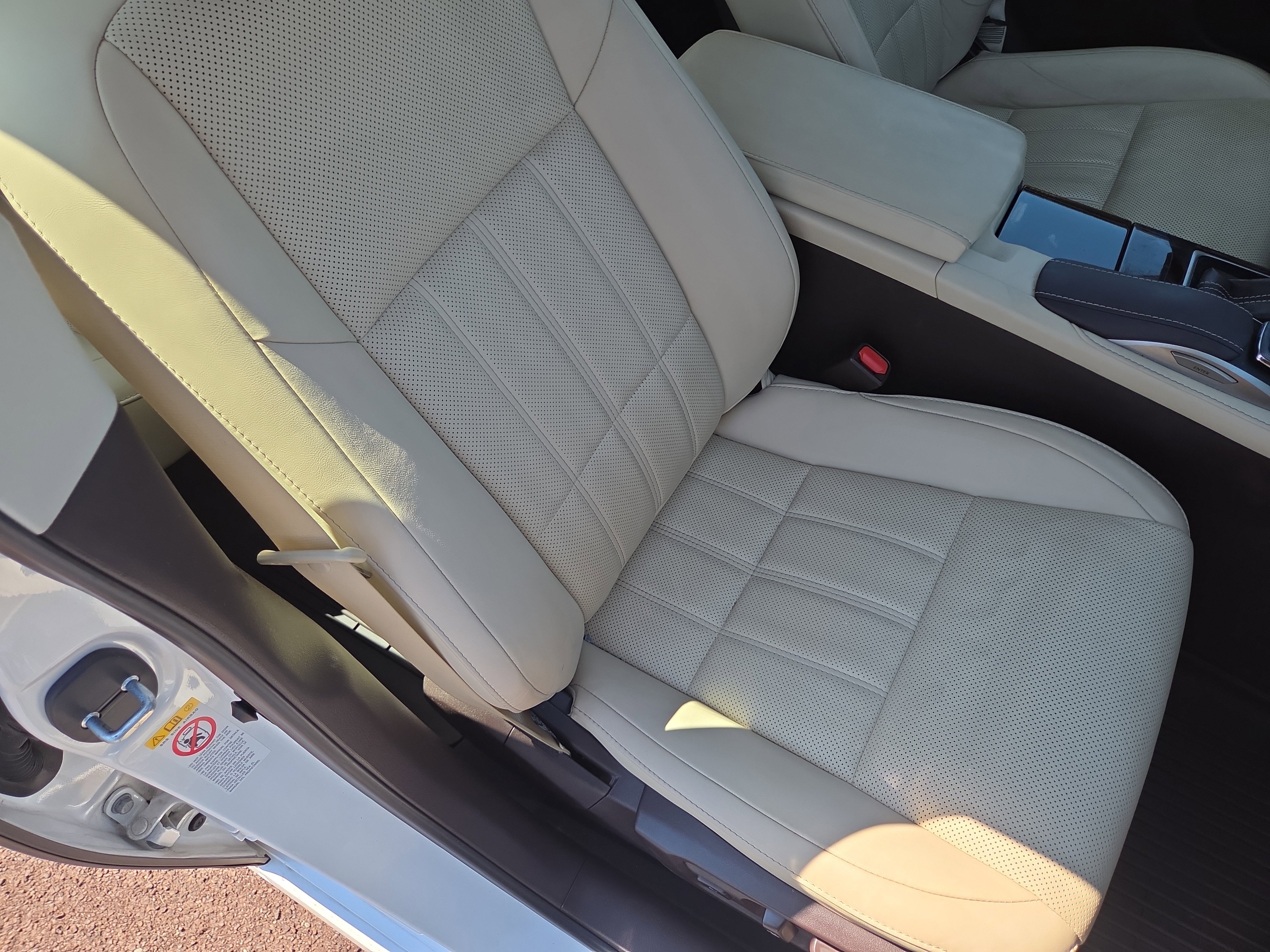 Used 2017 Lexus ES 350 w/ Luxury Package image 16