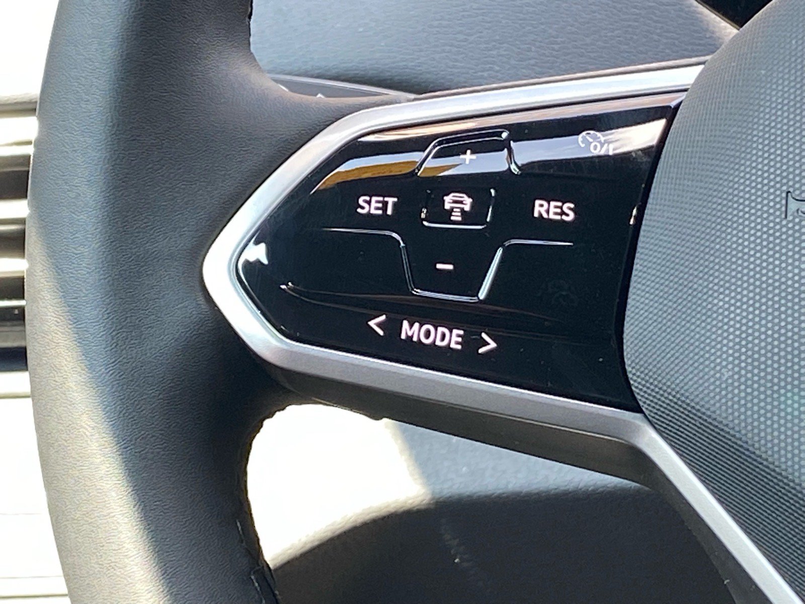 Certified 2023 Volkswagen ID.4 S RWD image 6