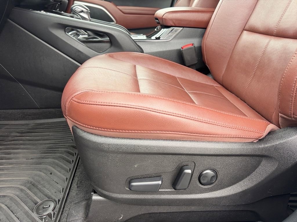 Used 2023 Kia Telluride EX w/ EX Captain's Chair Package image 11