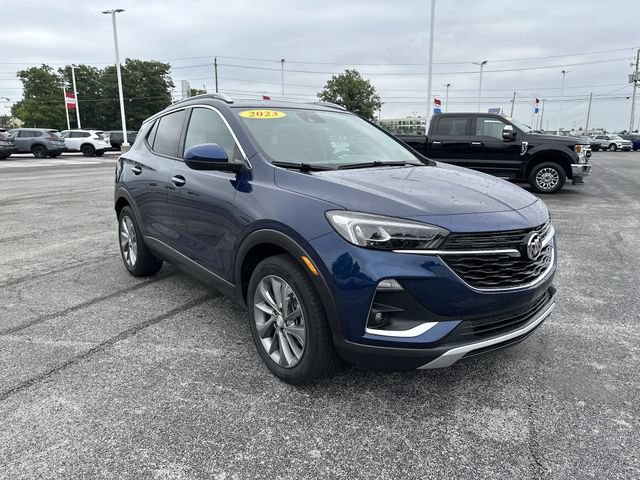Used 2023 Buick Encore GX Essence w/ Experience Buick Package FWD image 11