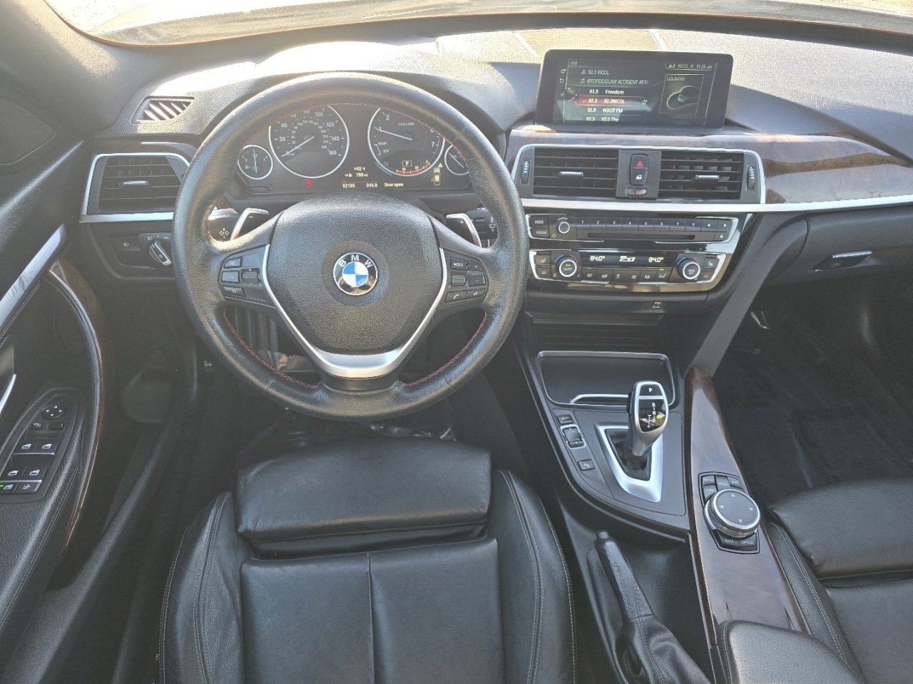 Used 2017 BMW 330i Gran Turismo xDrive image 26