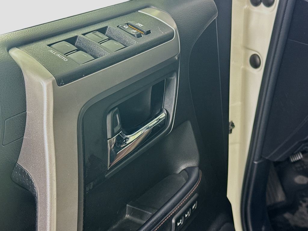Used 2022 Toyota 4Runner Limited image 18