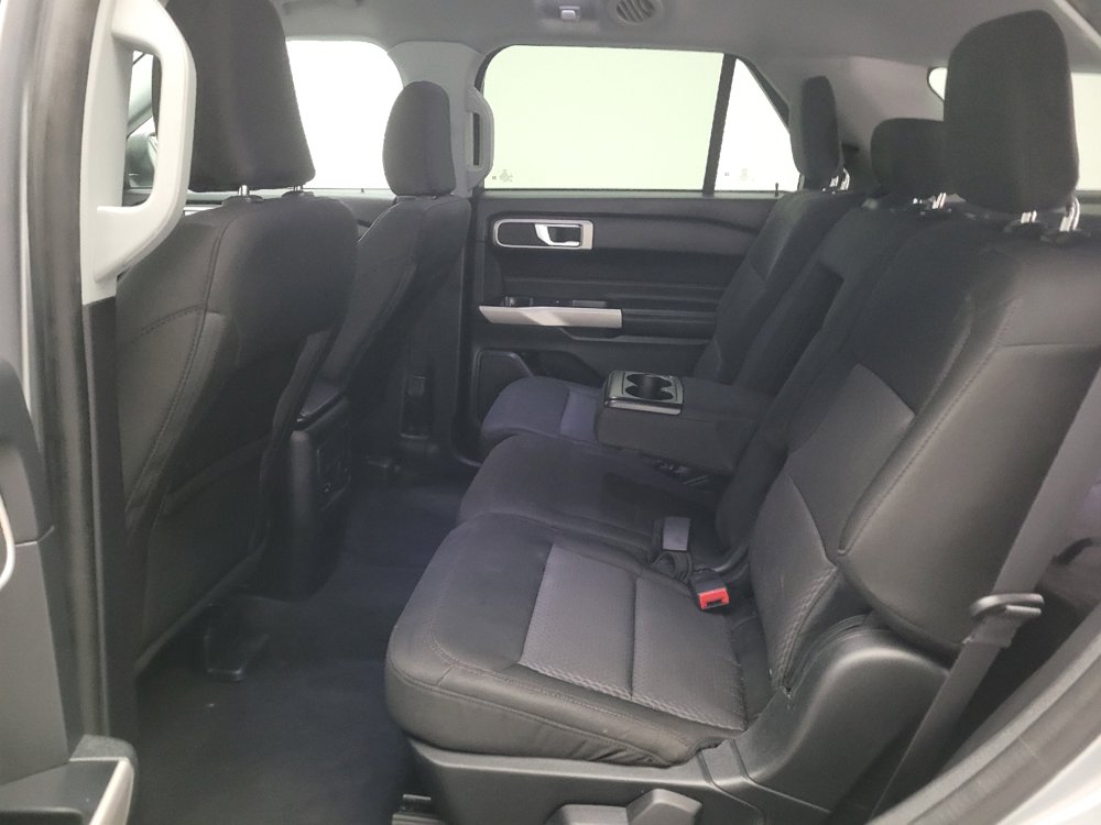 Used 2022 Ford Explorer XLT RWD image 18
