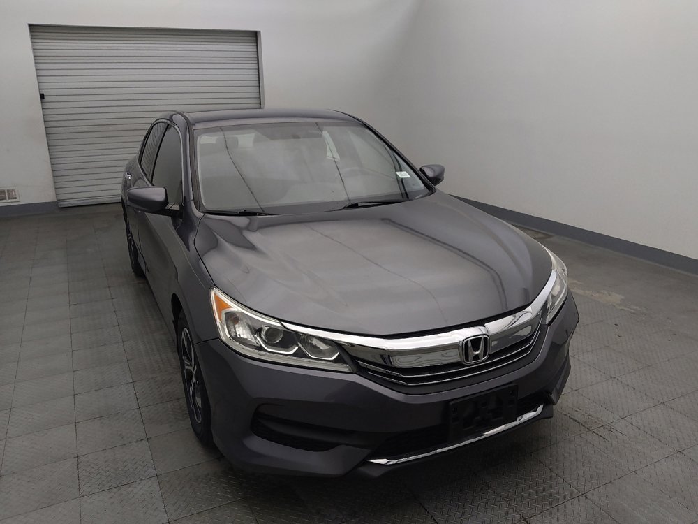 Used 2017 Honda Accord LX image 14
